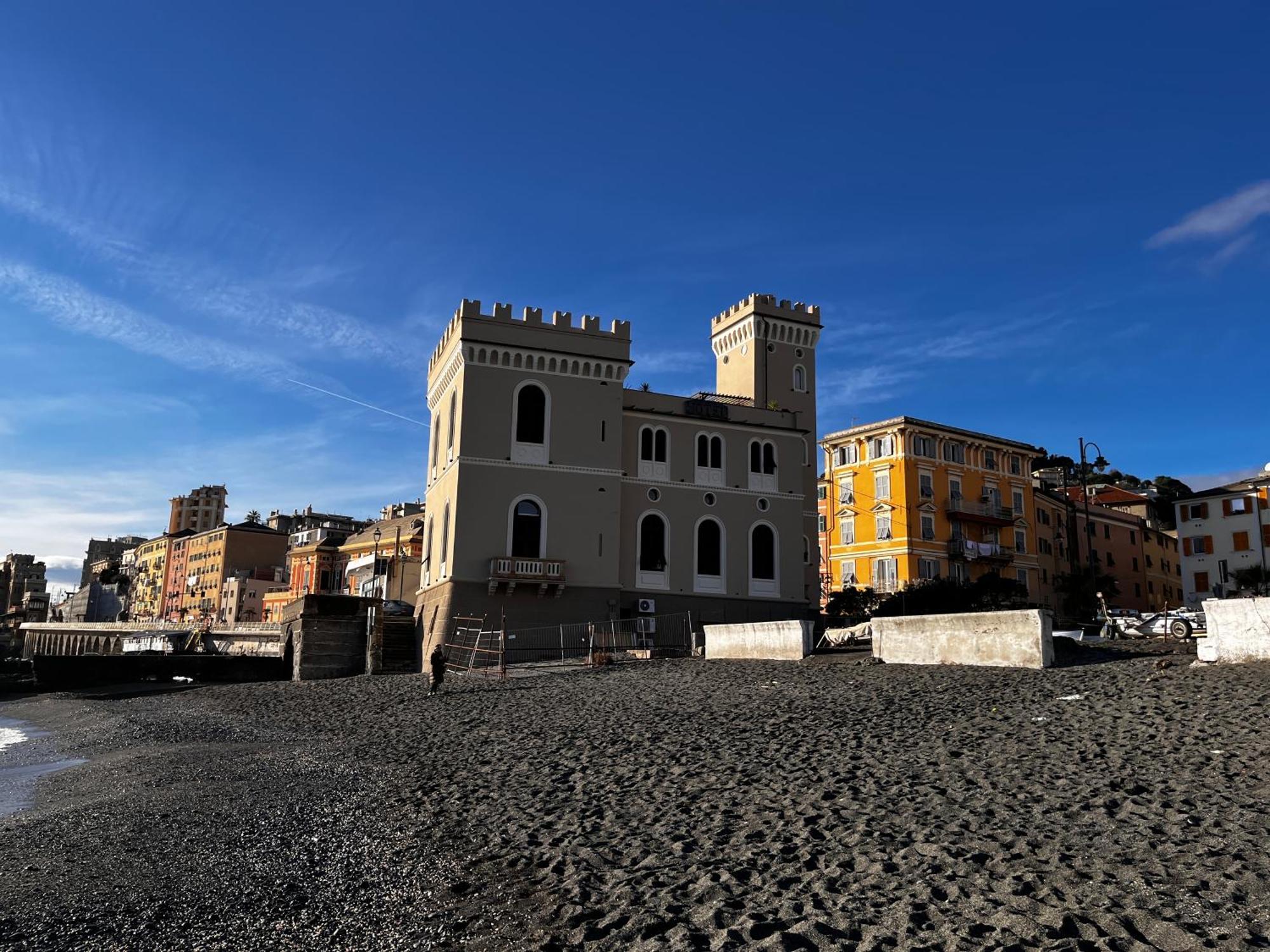 Apartament La Casa Di Dory In Primopiano Genua Zewnętrze zdjęcie